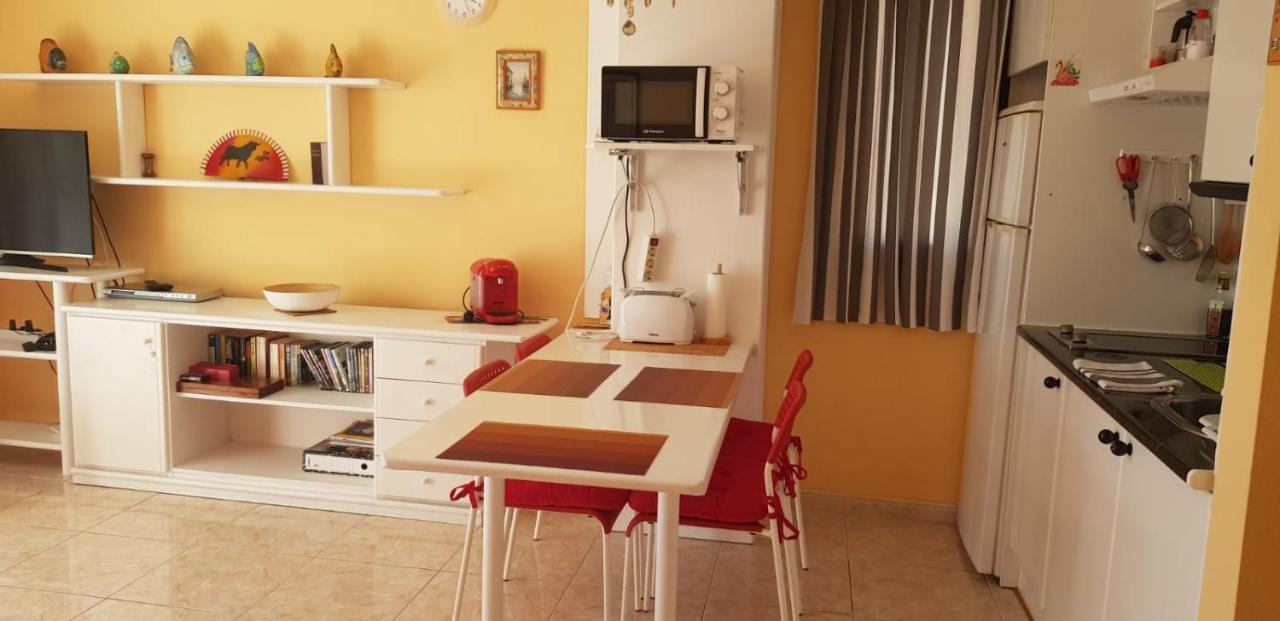 Sunny Self-Catering Apartment Costa Teguise, Lanzarote, Spain Eksteriør bilde