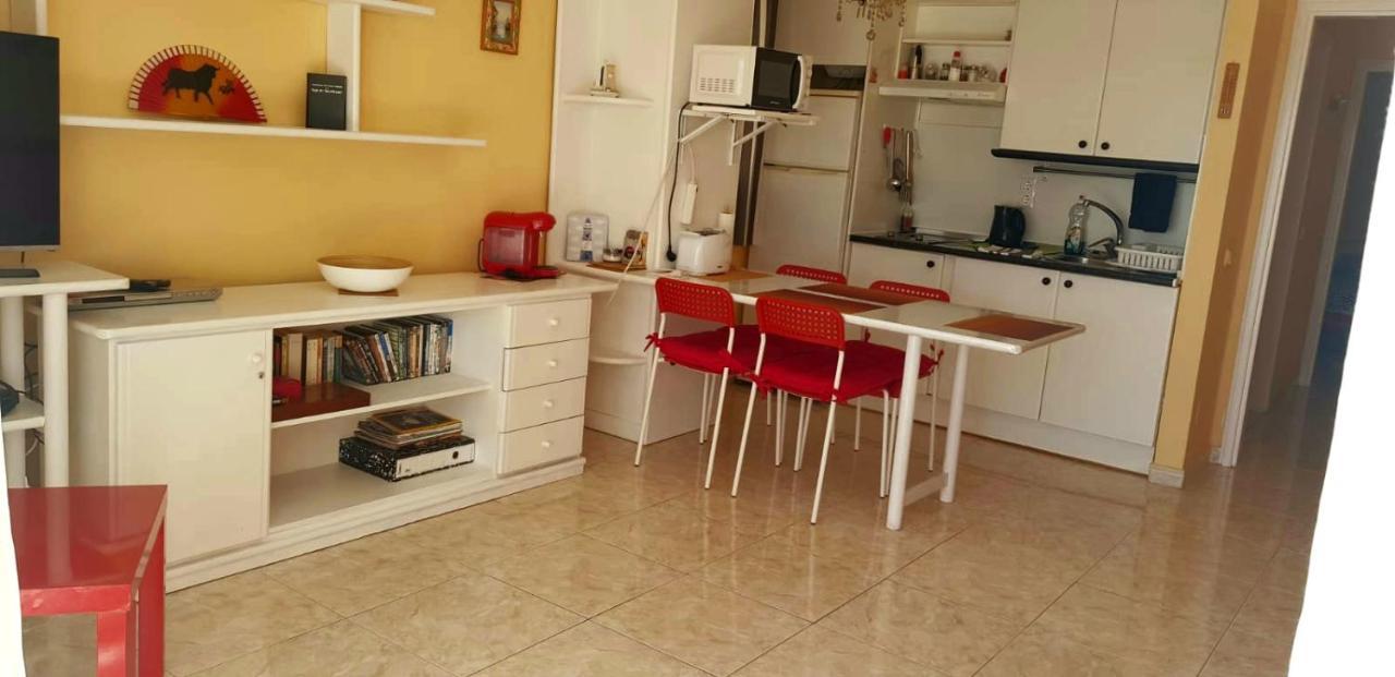 Sunny Self-Catering Apartment Costa Teguise, Lanzarote, Spain Eksteriør bilde