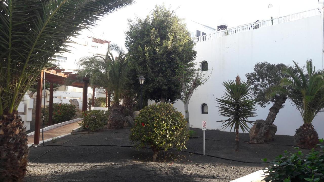 Sunny Self-Catering Apartment Costa Teguise, Lanzarote, Spain Eksteriør bilde