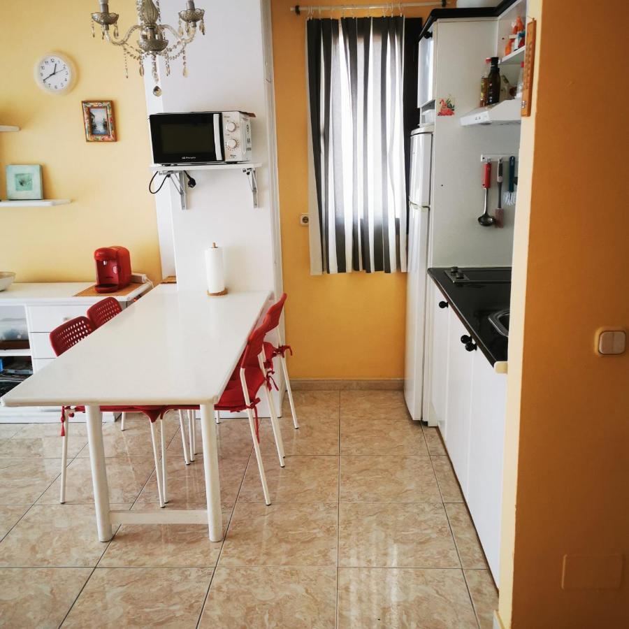 Sunny Self-Catering Apartment Costa Teguise, Lanzarote, Spain Eksteriør bilde